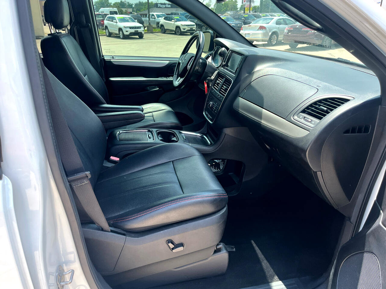 Used 2019 Dodge Grand Caravan GT image 9