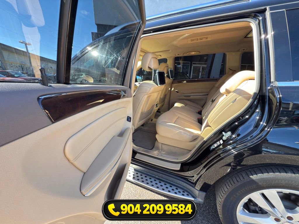Used 2011 Mercedes-Benz GL 450 4MATIC image 30
