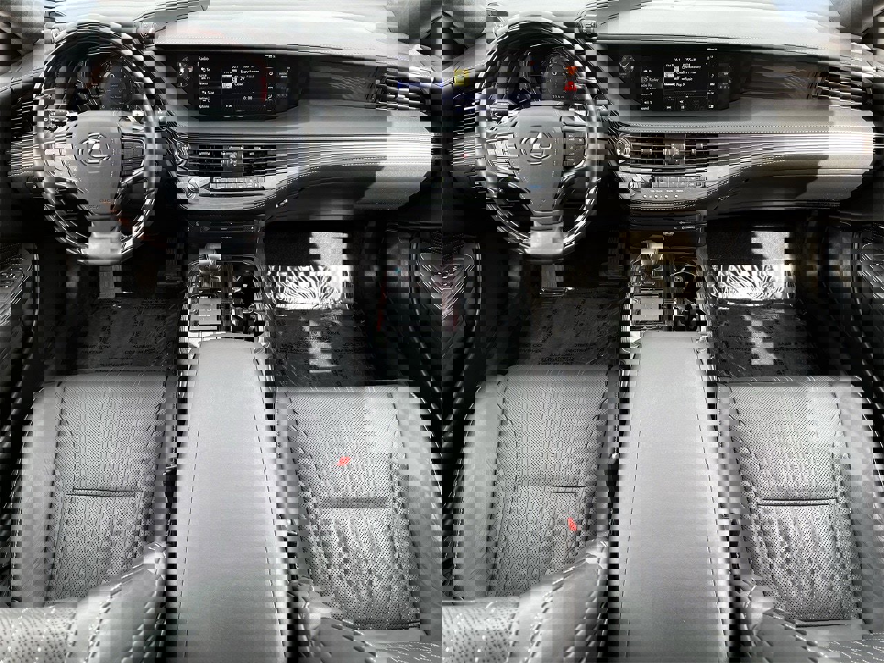 Used 2019 Lexus LS 500 AWD image 9