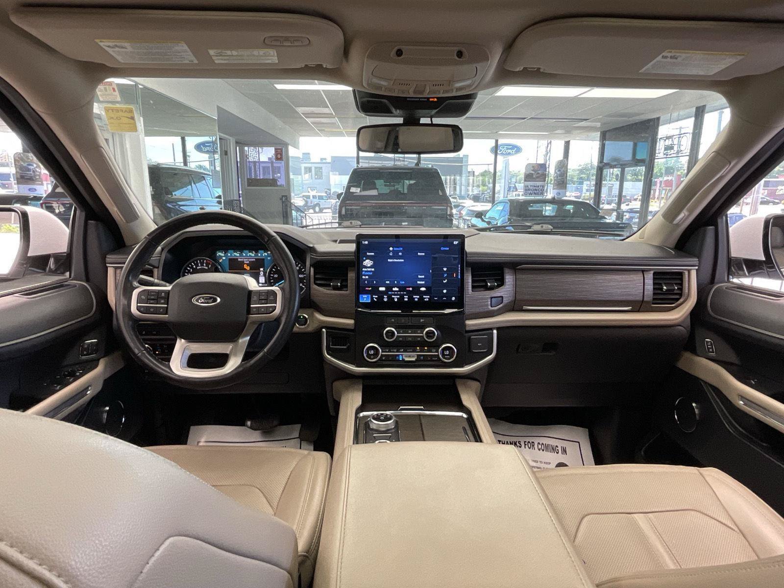 Used 2024 Ford Expedition Max Limited AWD/4WD image 19