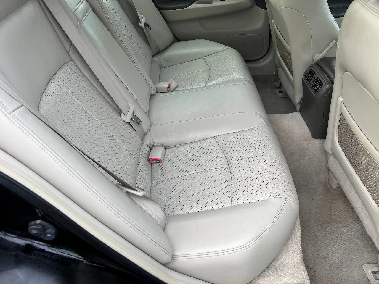 Used 2011 INFINITI G37 x Sedan AWD/4WD image 22
