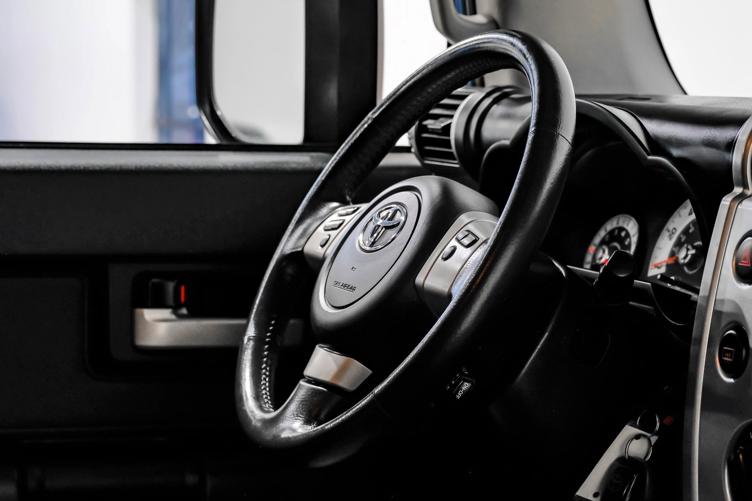 Used 2014 Toyota FJ Cruiser 4WD w/ Trail Teams Ultimate Edition image 18