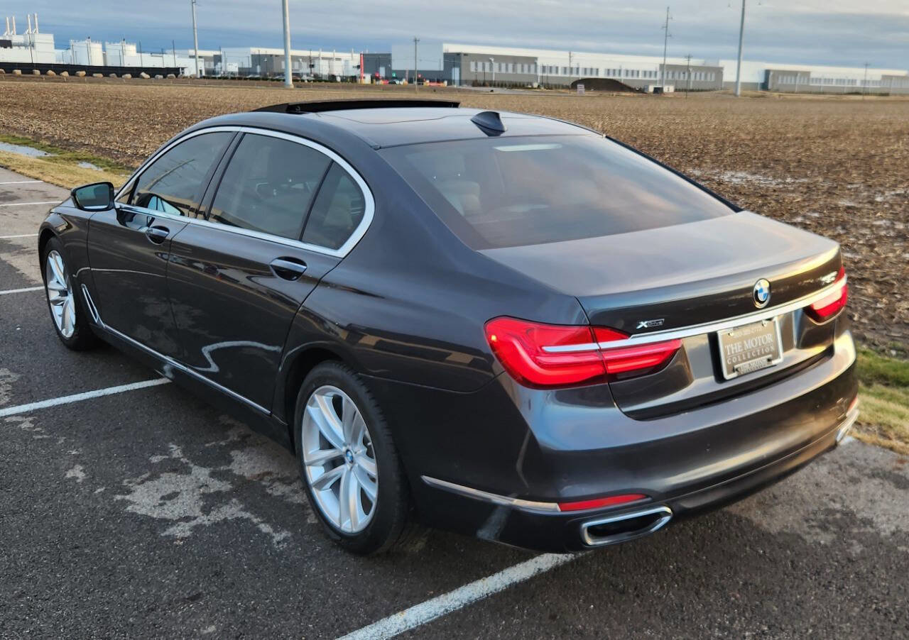 Used 2016 BMW 750i xDrive image 3