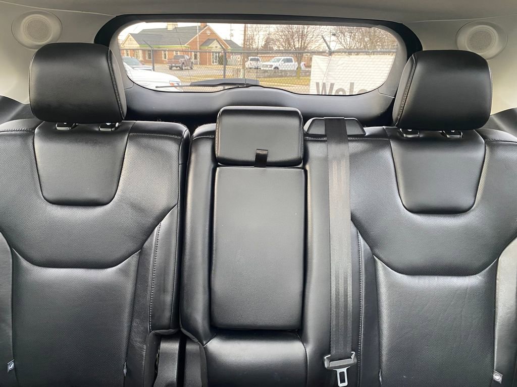 Used 2019 Ford Edge Titanium w/ Equipment Group 301A image 30