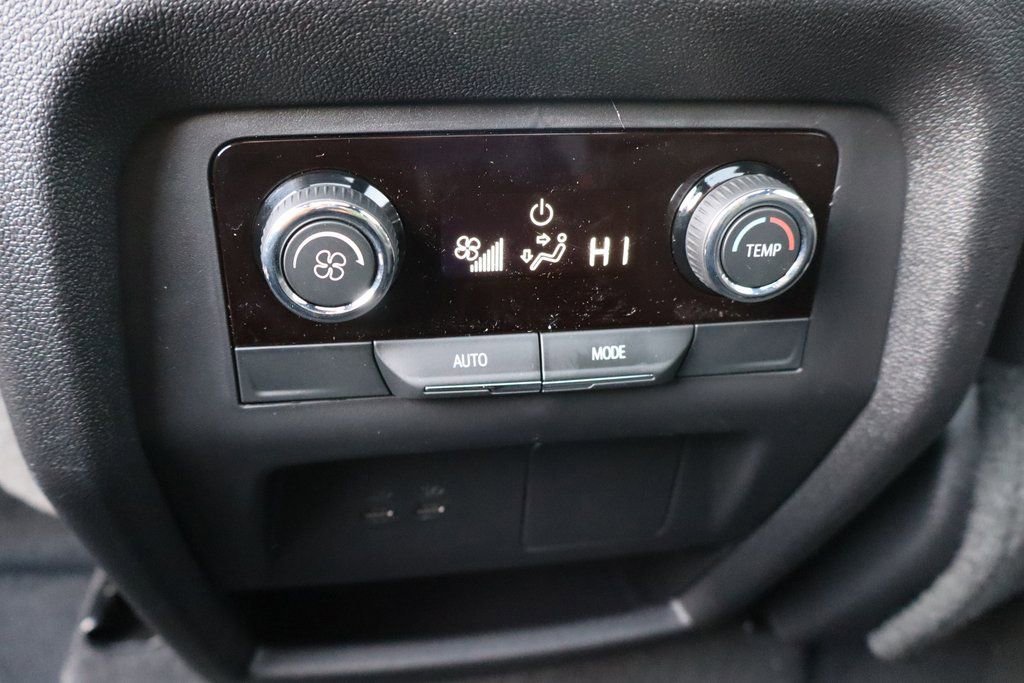New 2026 Chevrolet Traverse LT w/ Sun and Wheel Package image 24
