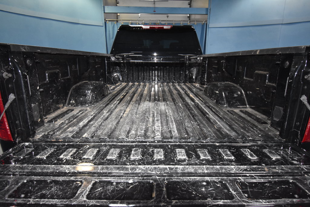 Used 2025 Chevrolet Silverado 2500 LT w/ Safety Package AWD/4WD image 31