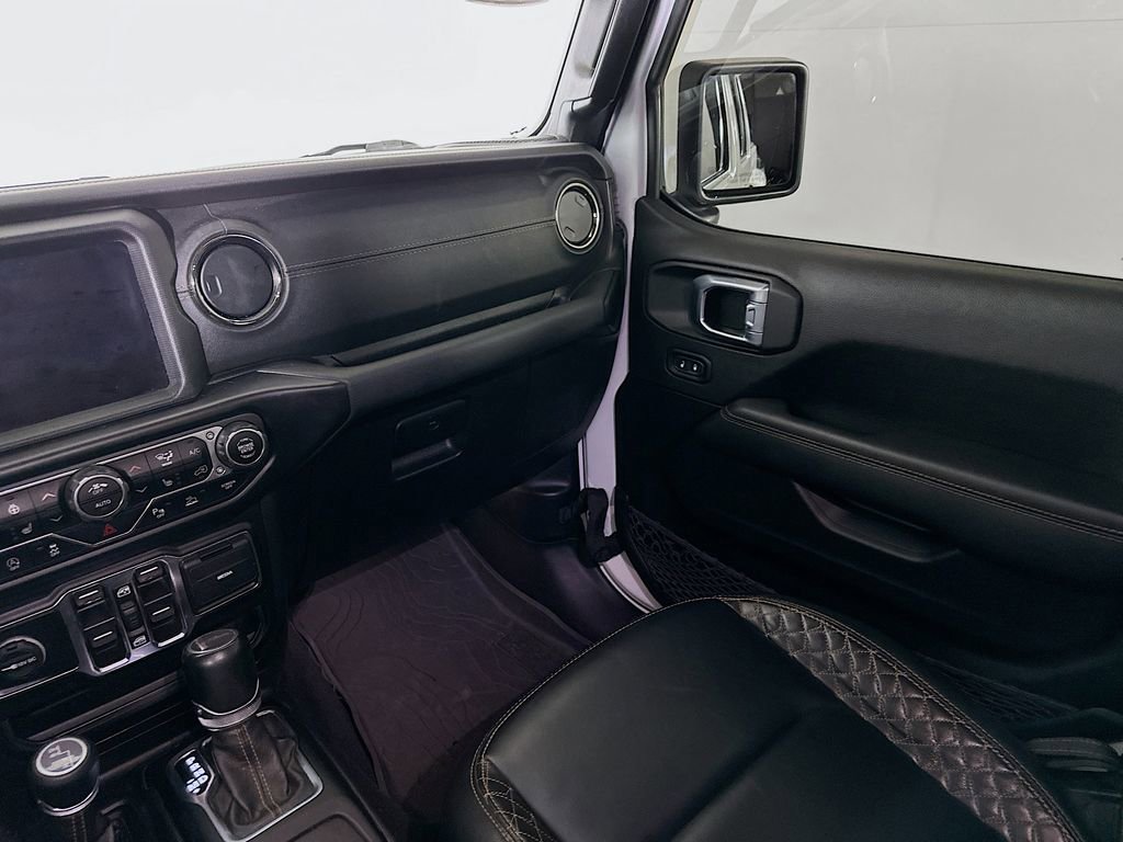 Certified 2022 Jeep Gladiator Overland image 36