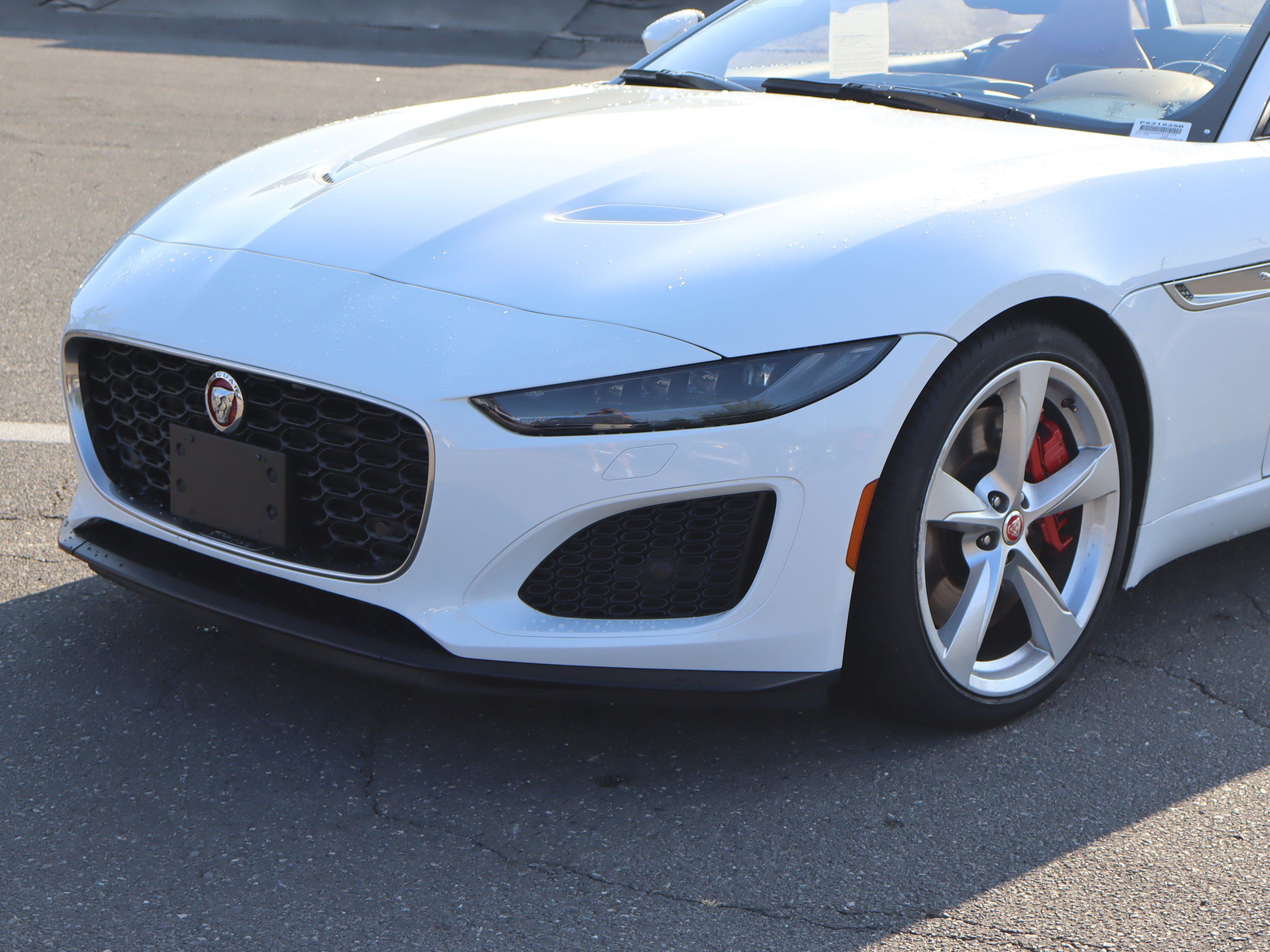 Used 2022 Jaguar F-TYPE Convertible RWD image 6