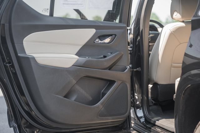 Used 2023 Chevrolet Traverse Premier AWD/4WD image 45