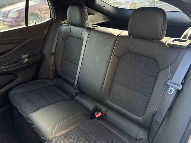 Used 2024 Buick Envista Preferred w/ Convenience I Package FWD image 24