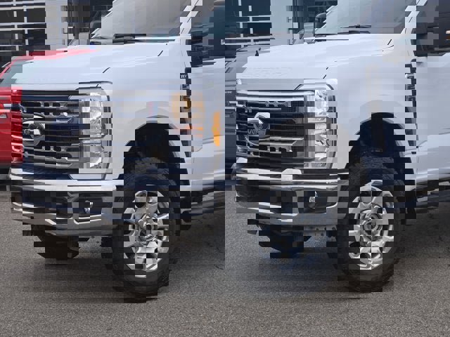 Used 2024 Ford F250 XLT w/ FX4 Off-Road Package image 2