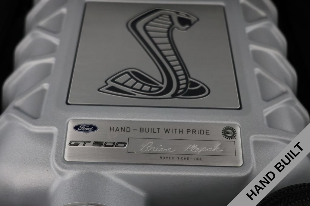 Used 2022 Ford Mustang Shelby GT500 w/ Carbon Fiber Track Pack RWD image 5