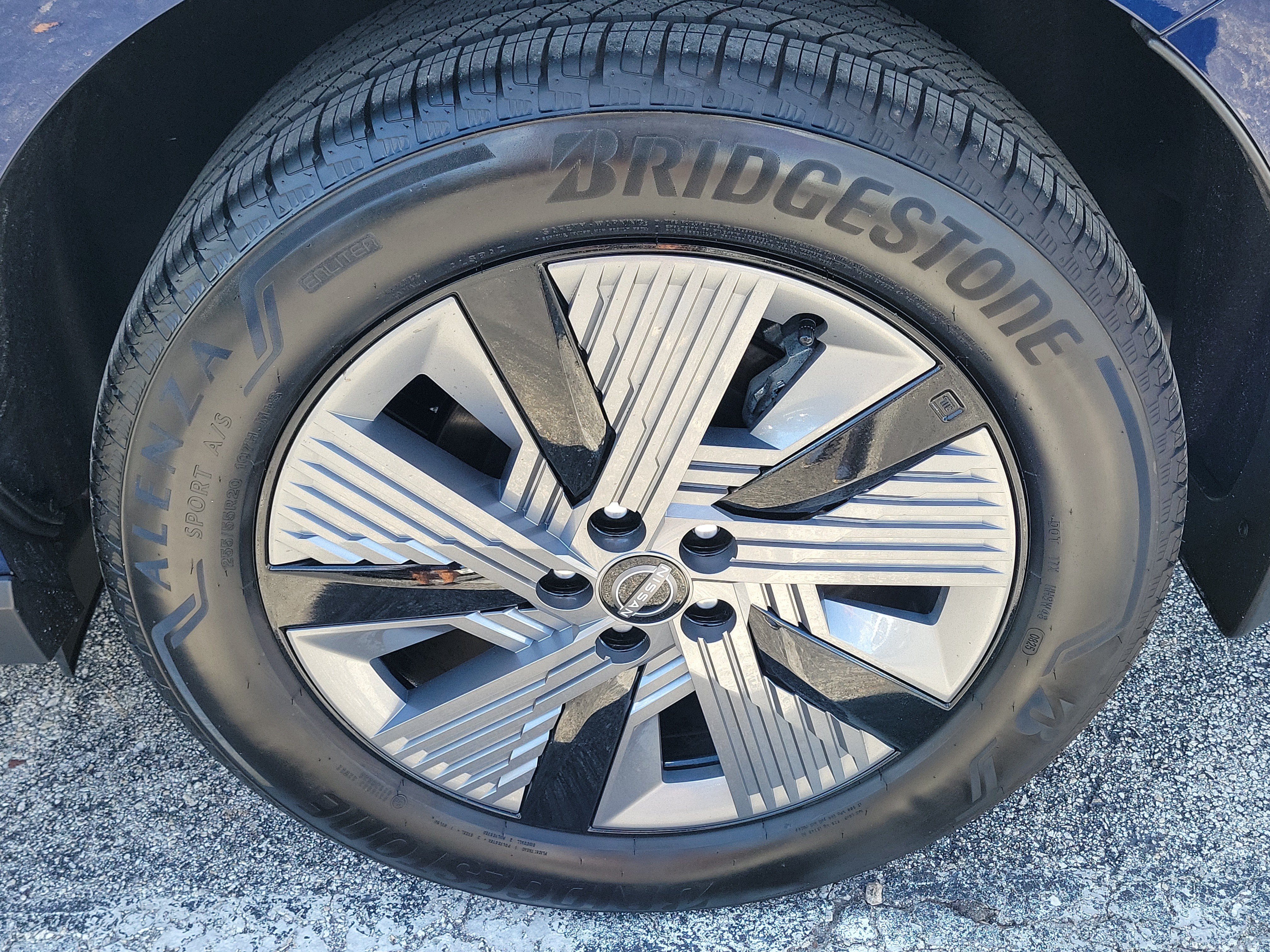 Certified 2025 Nissan Murano SL AWD/4WD image 9
