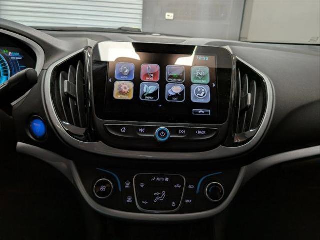 Used 2018 Chevrolet Volt LT image 18