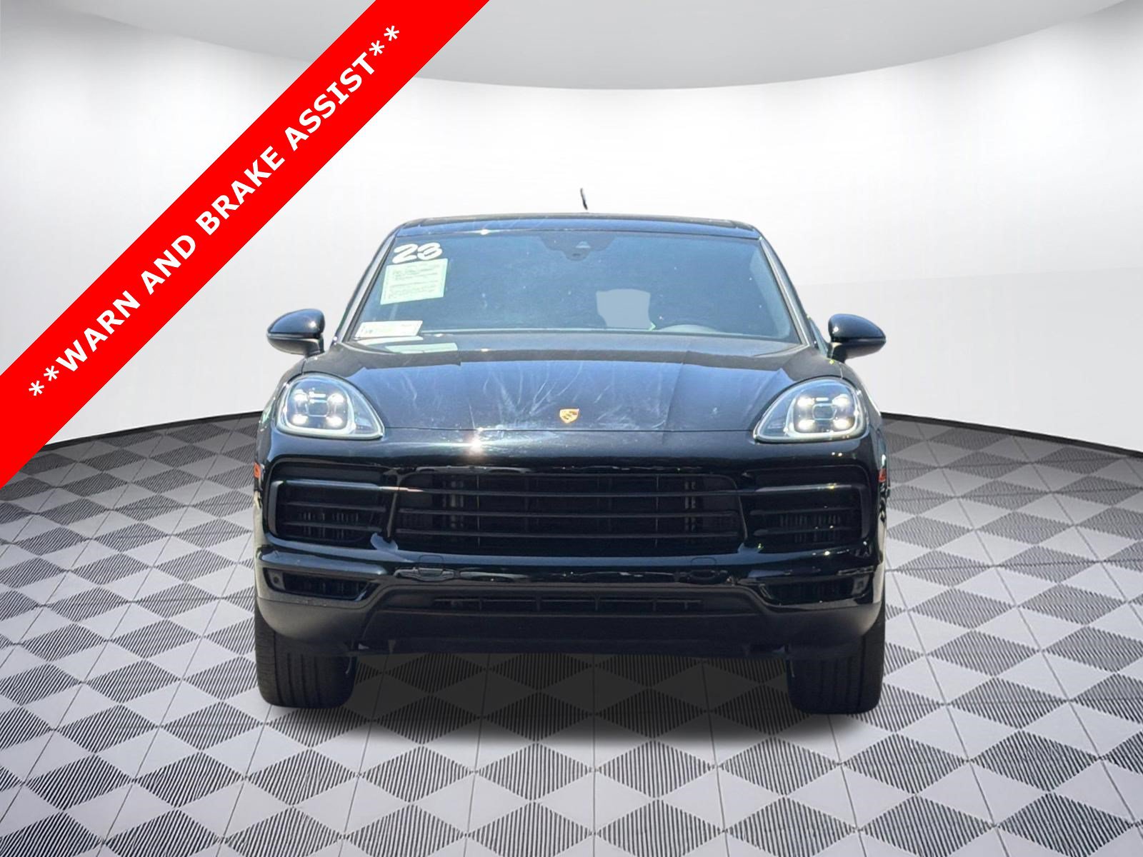 Used 2023 Porsche Cayenne AWD/4WD image 1