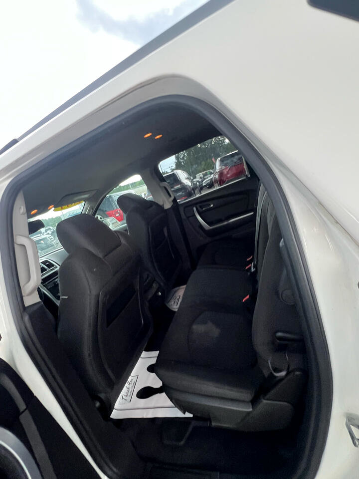 Used 2011 GMC Acadia SLE image 11