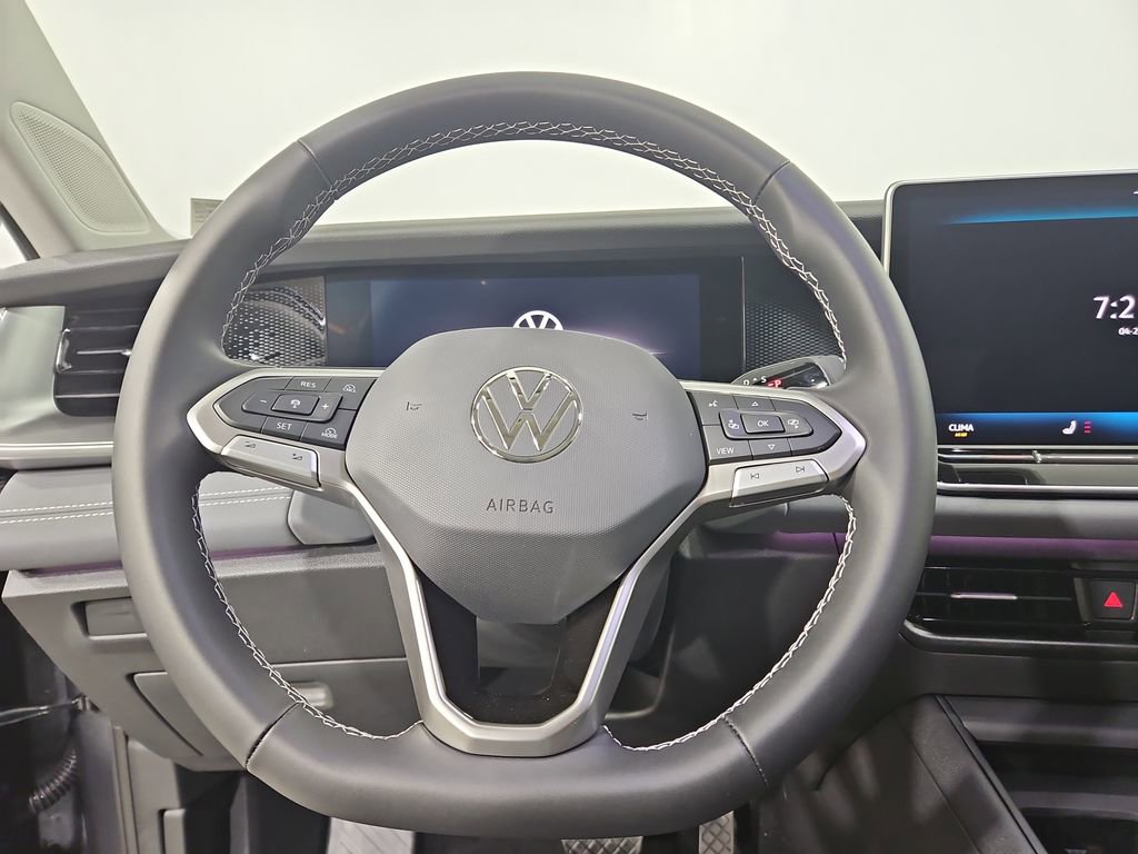 New 2026 Volkswagen Tiguan SE AWD/4WD image 14