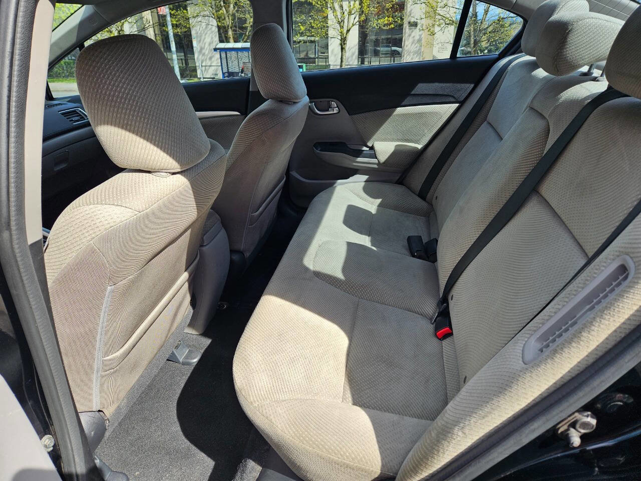 Used 2013 Honda Civic Hybrid Sedan image 10