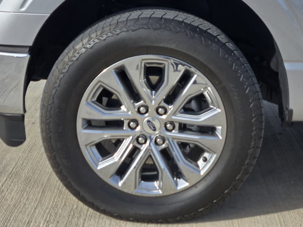 Used 2025 Ford F150 Lariat w/ Equipment Group 501A Mid image 11