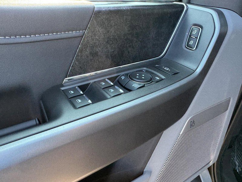 New 2026 Ford F350 XLT w/ XLT Premium Package image 19