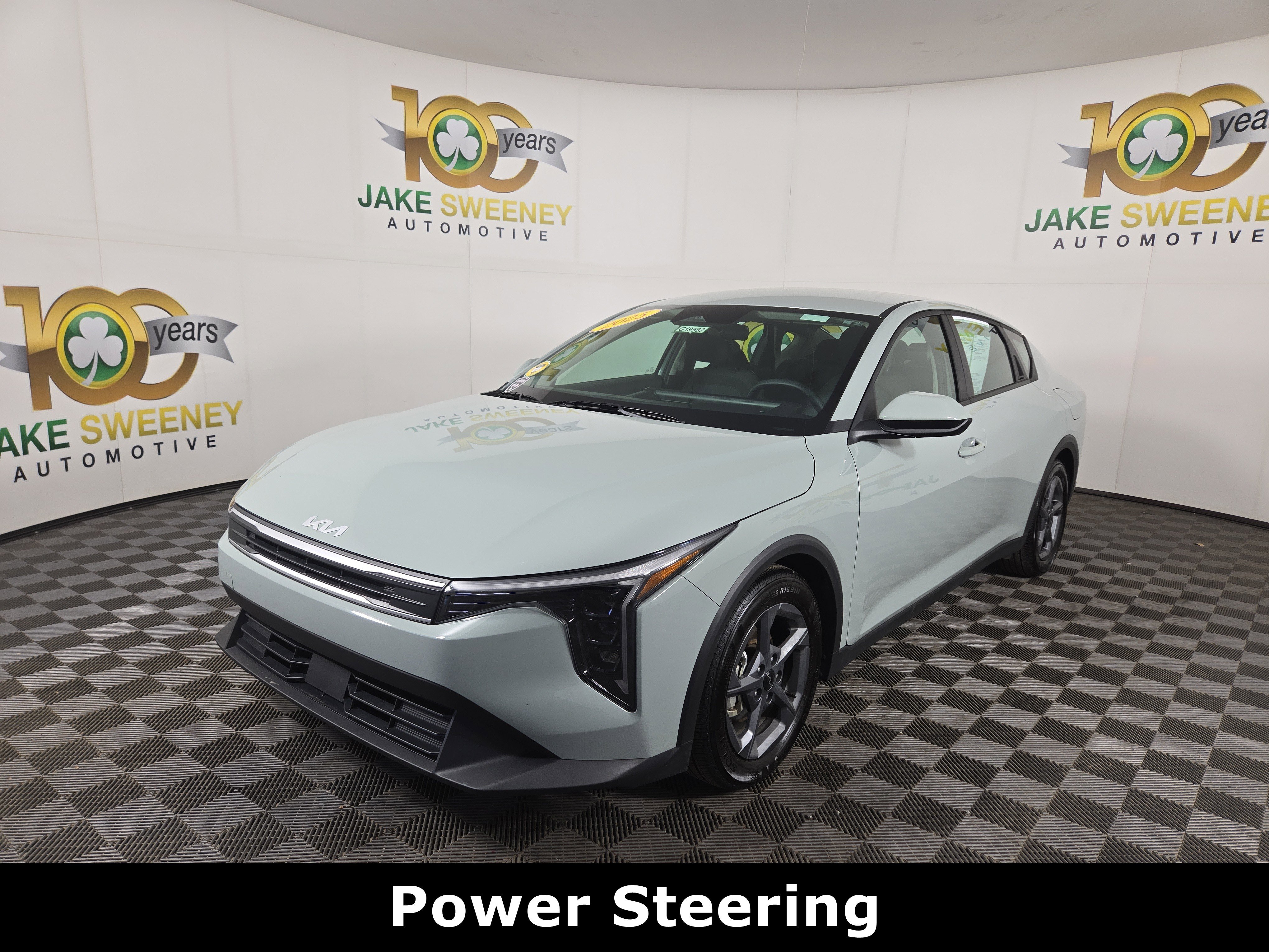 Used 2025 Kia K4 LXS image 3