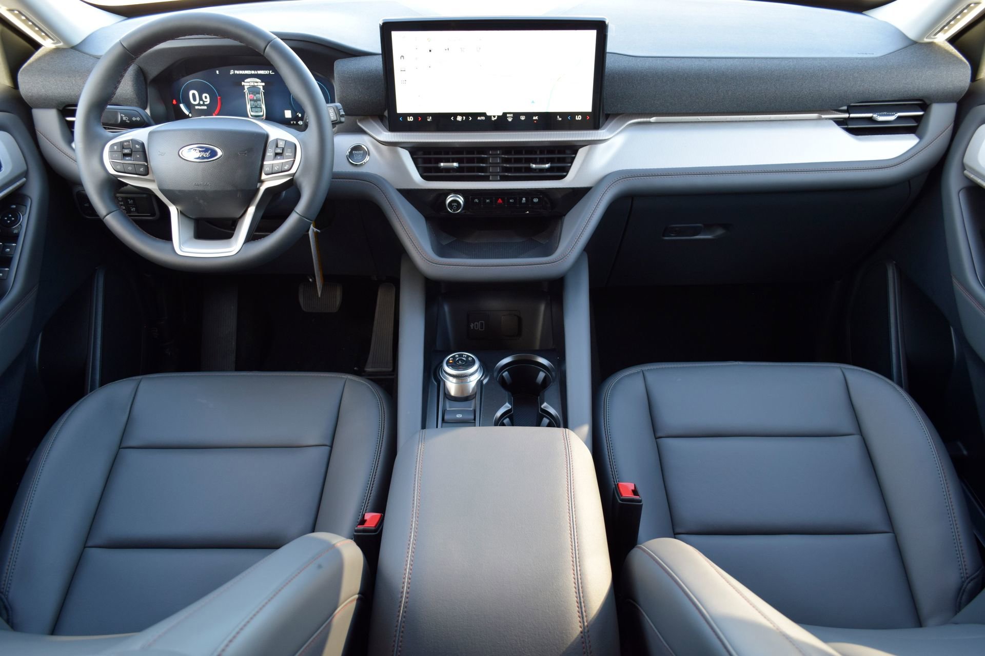 New 2026 Ford Explorer Active w/ Active Comfort Package image 7