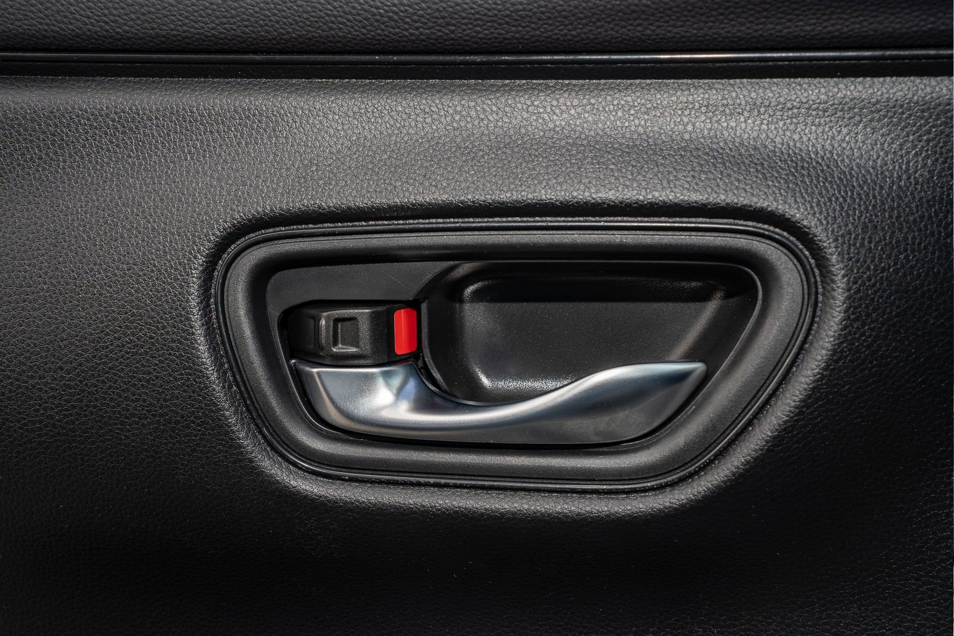 Certified 2023 Honda HR-V LX image 26