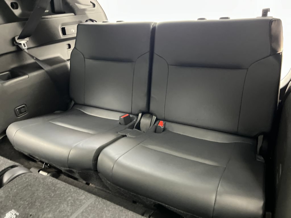Used 2025 Mitsubishi Outlander SE AWD/4WD image 37