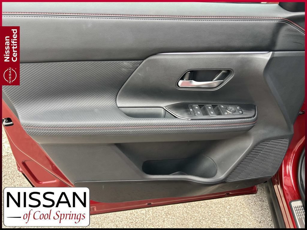 Certified 2025 Nissan Kicks SR w/ Illumination Package AWD/4WD image 16