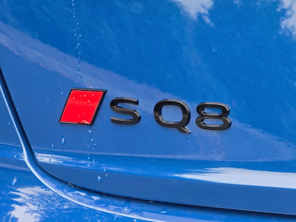 New 2026 Audi SQ8 Prestige AWD/4WD image 32