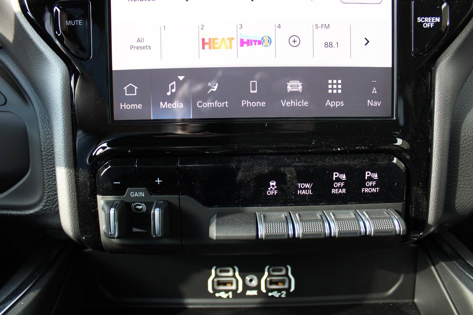 New 2026 RAM 2500 Big Horn image 25