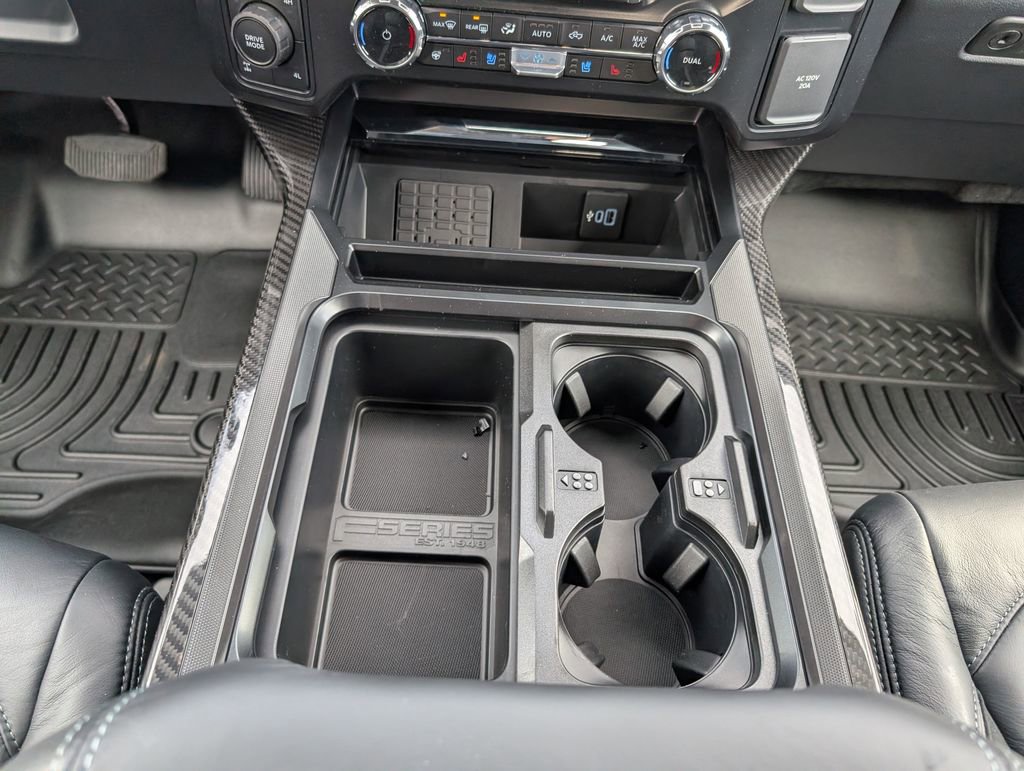 New 2026 Ford F250 Lariat w/ Black Appearance Package AWD/4WD image 23