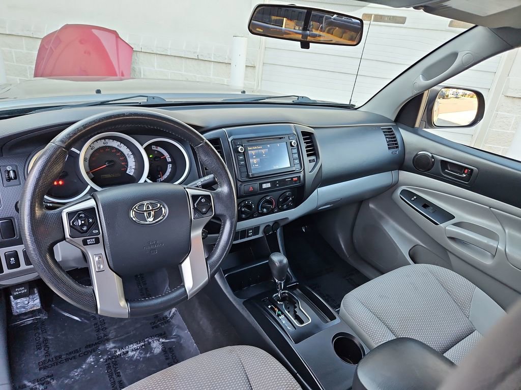 Used 2014 Toyota Tacoma 2WD Access Cab w/ Convenience Package image 9