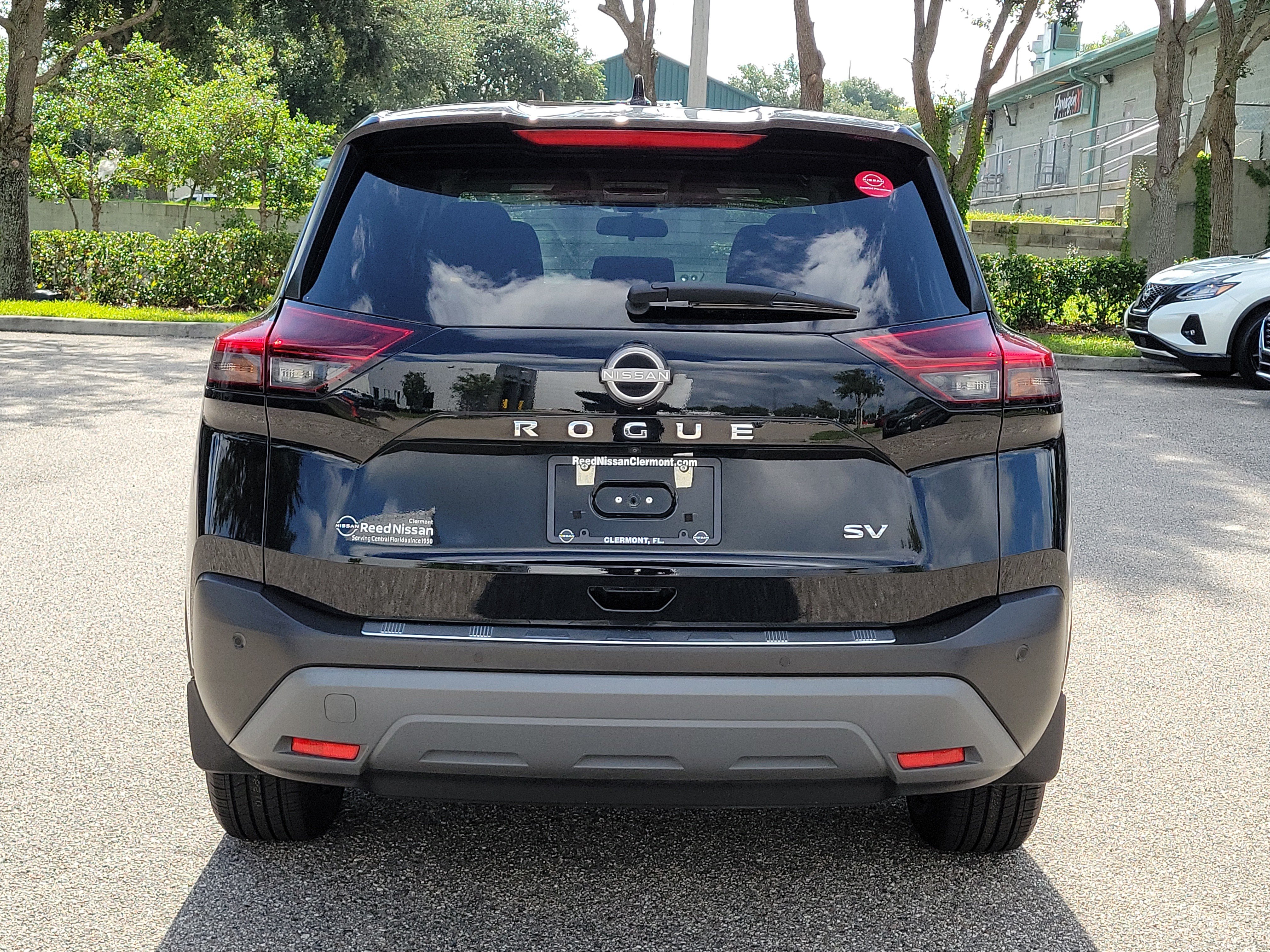 Certified 2023 Nissan Rogue SV FWD image 7
