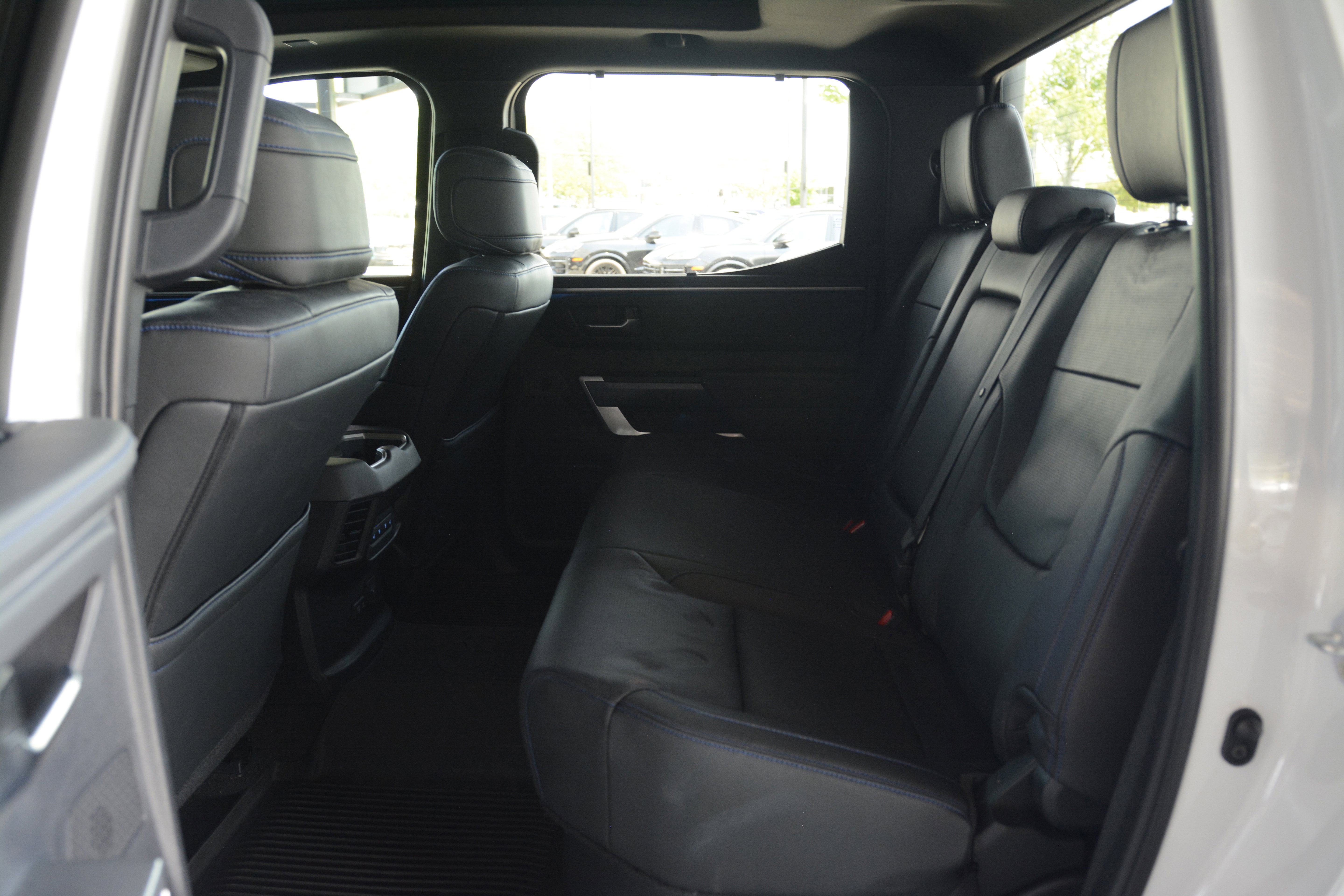 Used 2023 Toyota Tundra Platinum AWD/4WD image 33