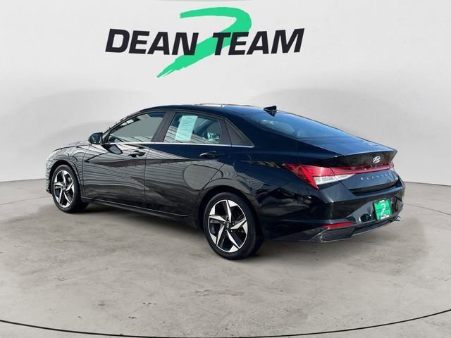 Used 2023 Hyundai Elantra Limited image 6