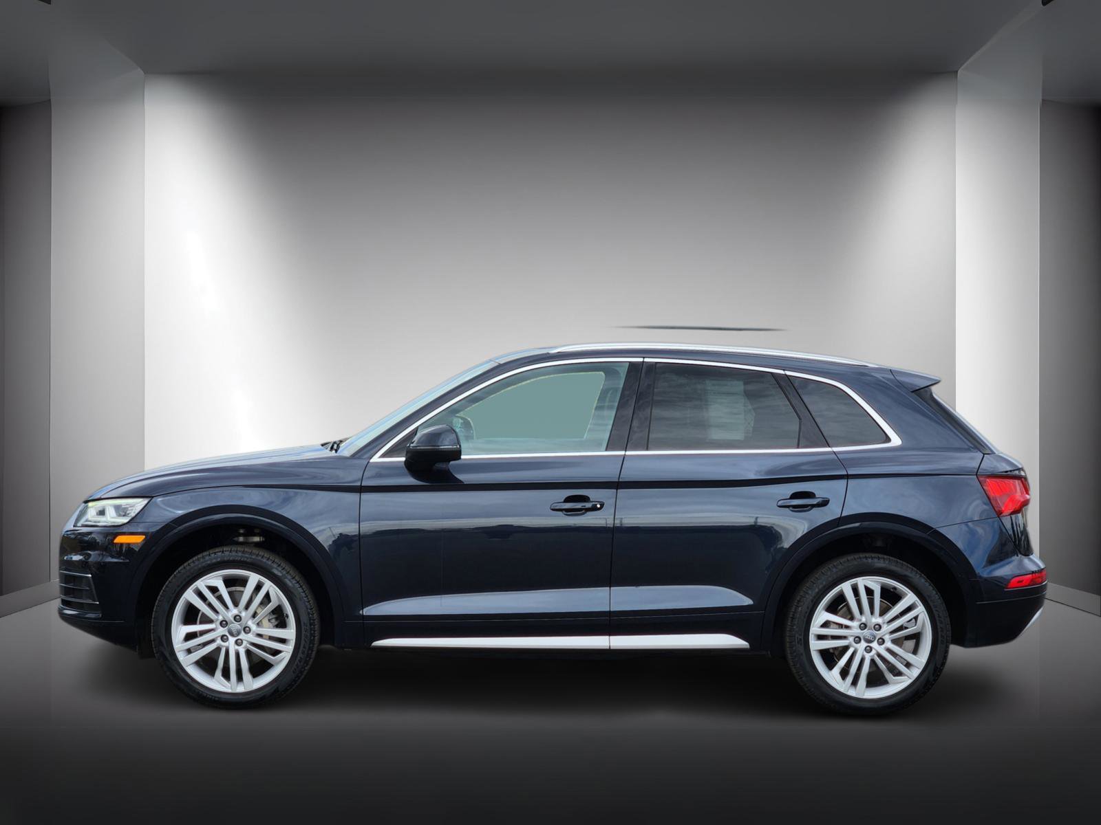 Used 2018 Audi Q5 2.0T Premium Plus image 2