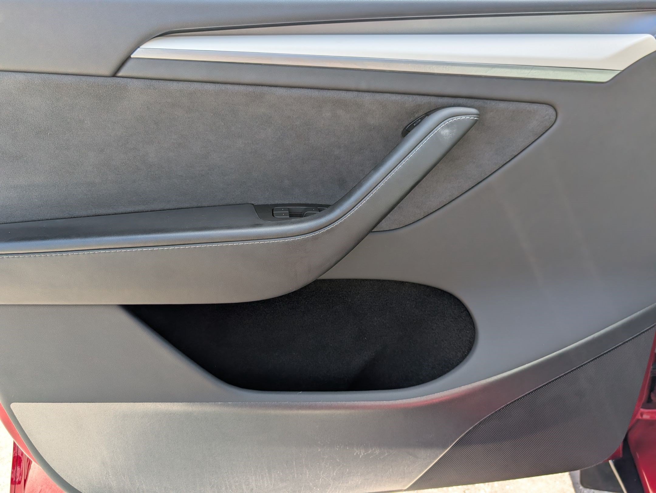 Used 2024 Tesla Model Y Performance AWD/4WD image 11