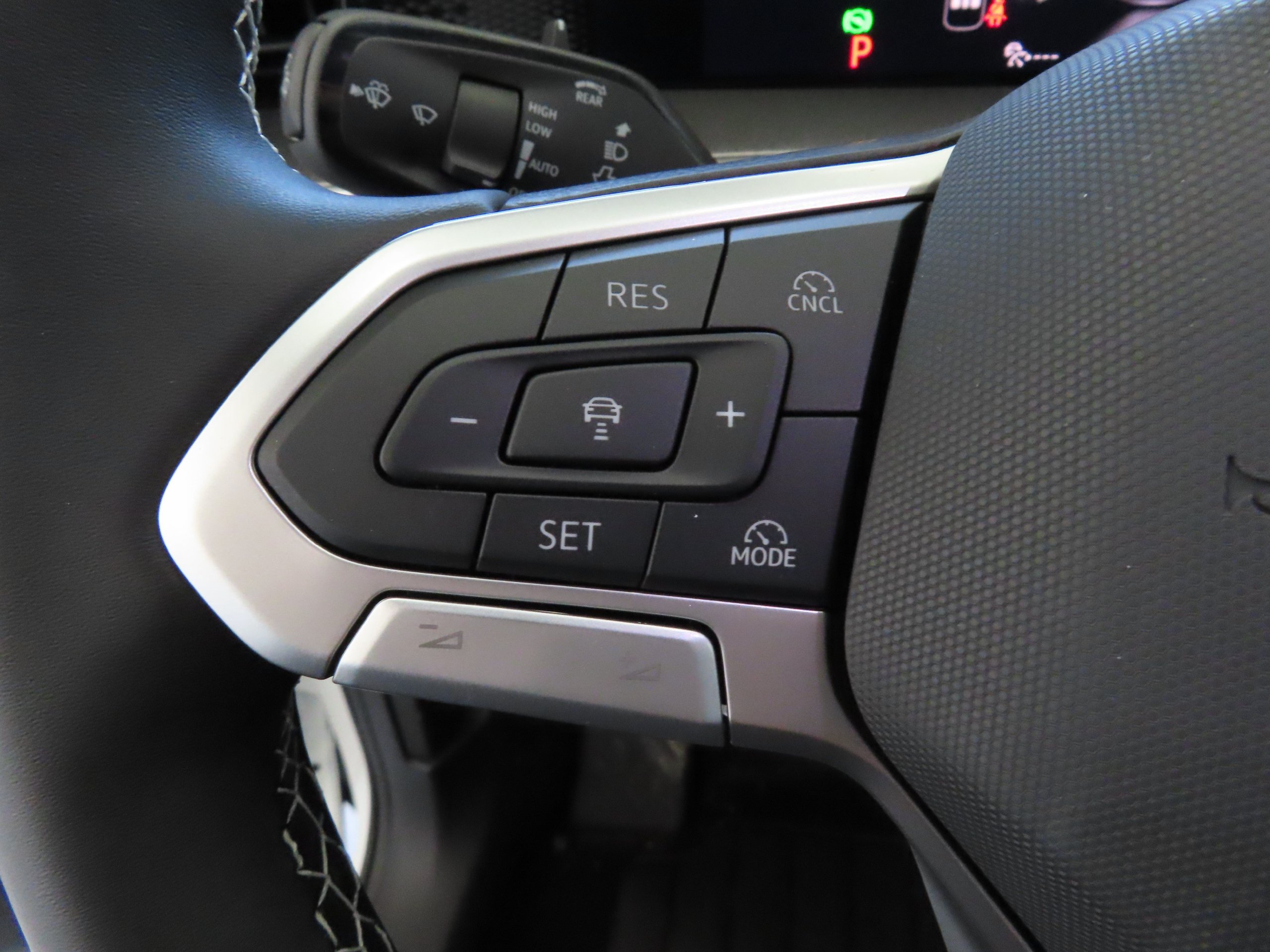New 2026 Volkswagen Tiguan S FWD image 12