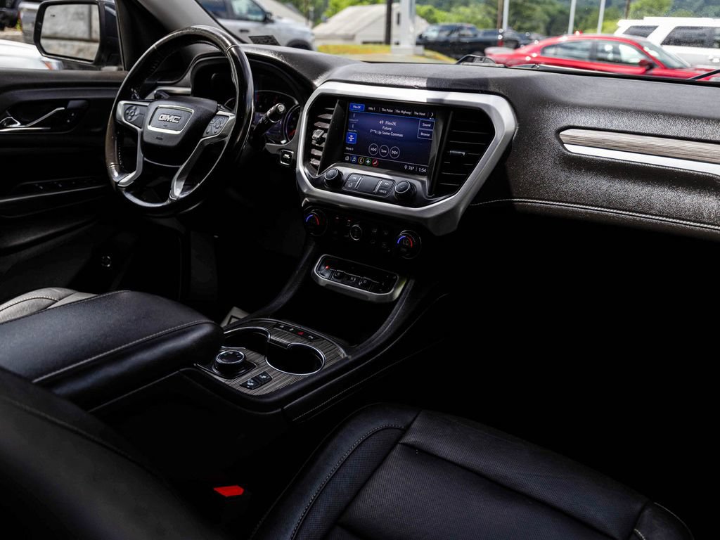 Used 2020 GMC Acadia SLT AWD/4WD image 31