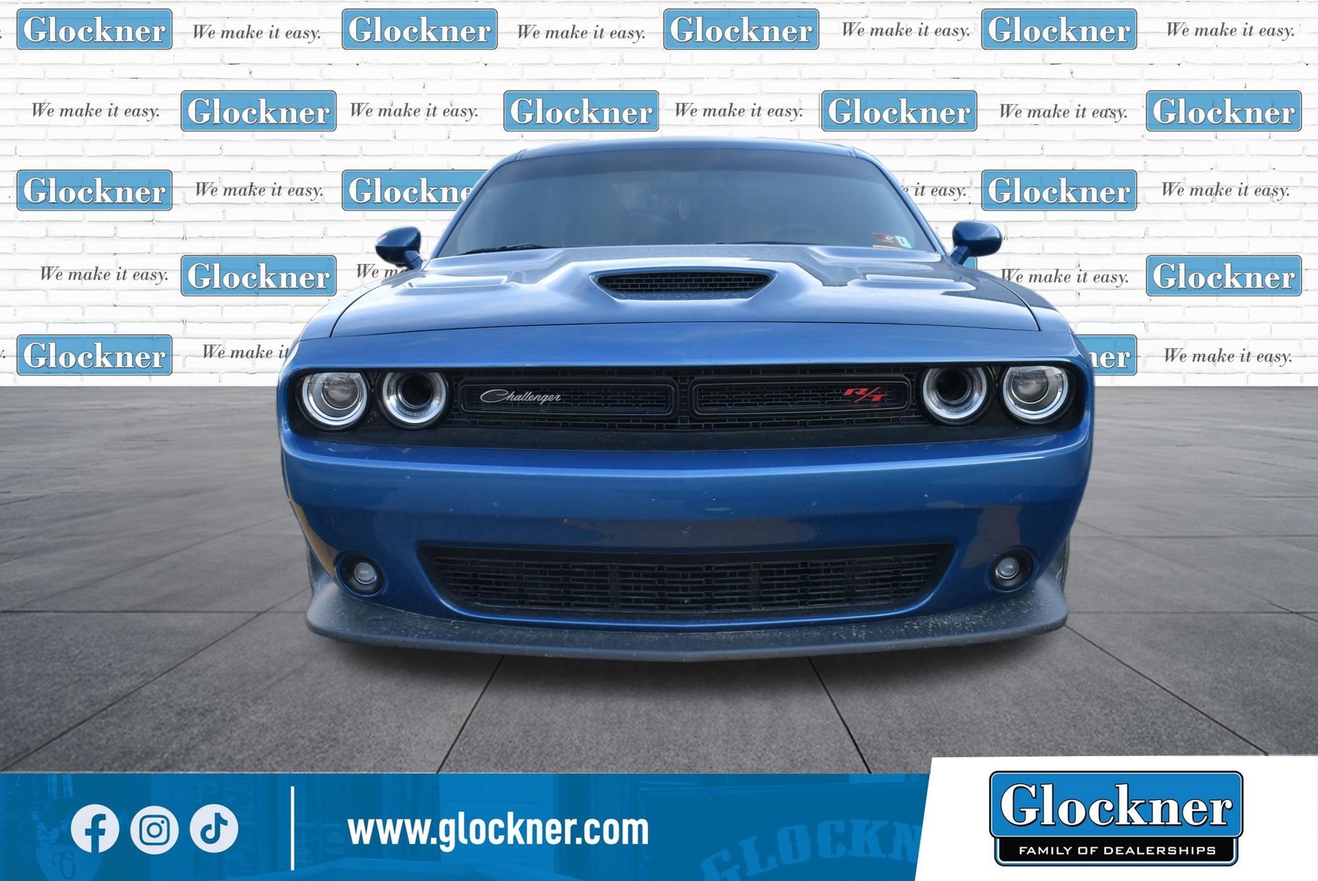 Used 2022 Dodge Challenger R/T Scat Pack RWD image 2