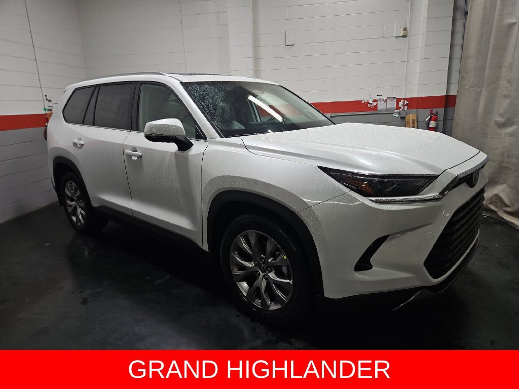 New 2026 Toyota Grand Highlander AWD image 11