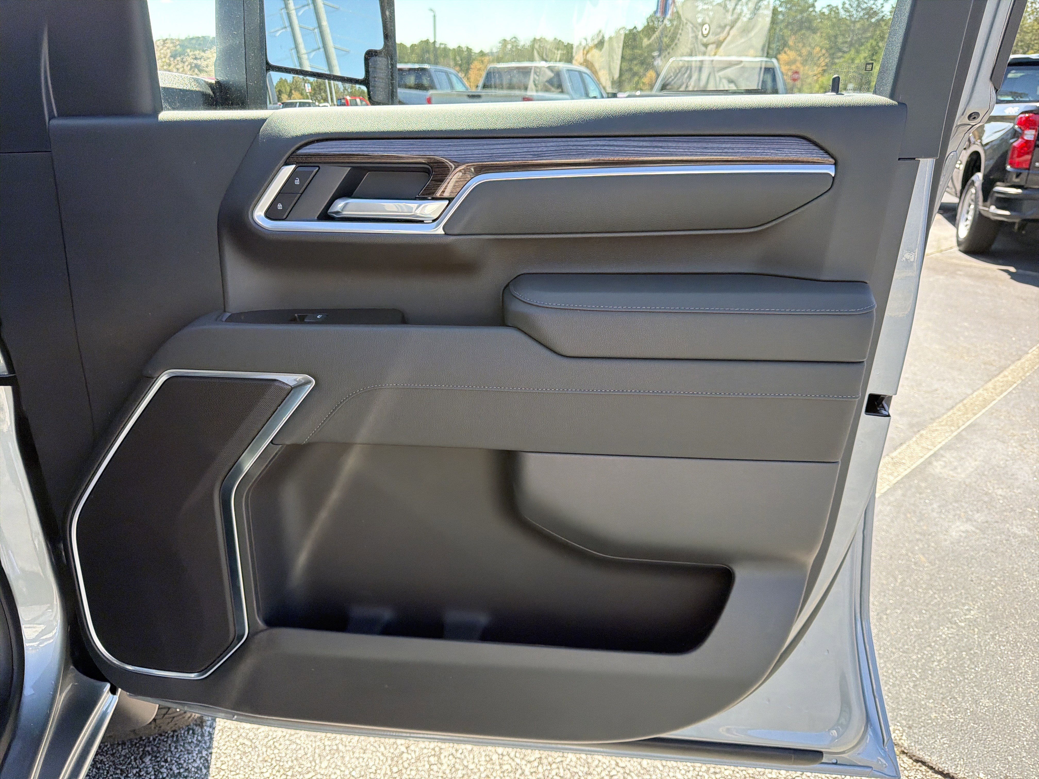 New 2026 Chevrolet Silverado 2500 LT image 14