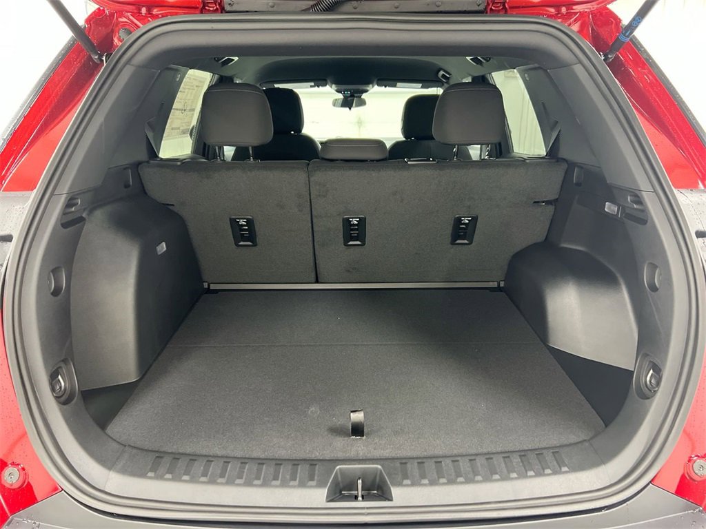 New 2026 Chevrolet Equinox LT image 24