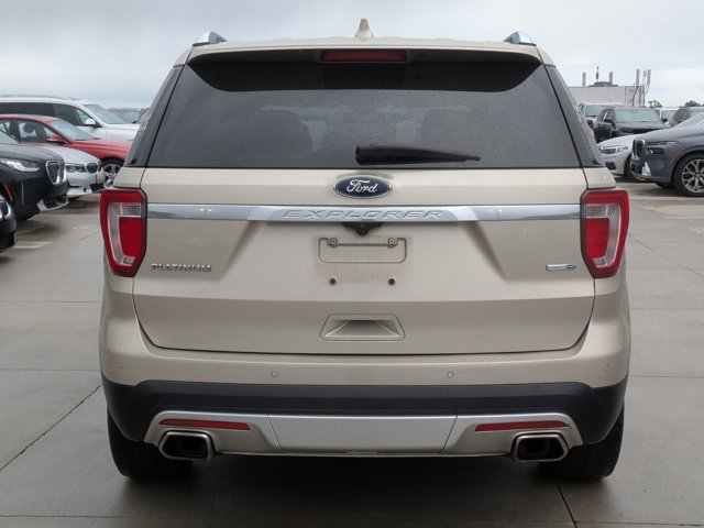 Used 2017 Ford Explorer Platinum image 6