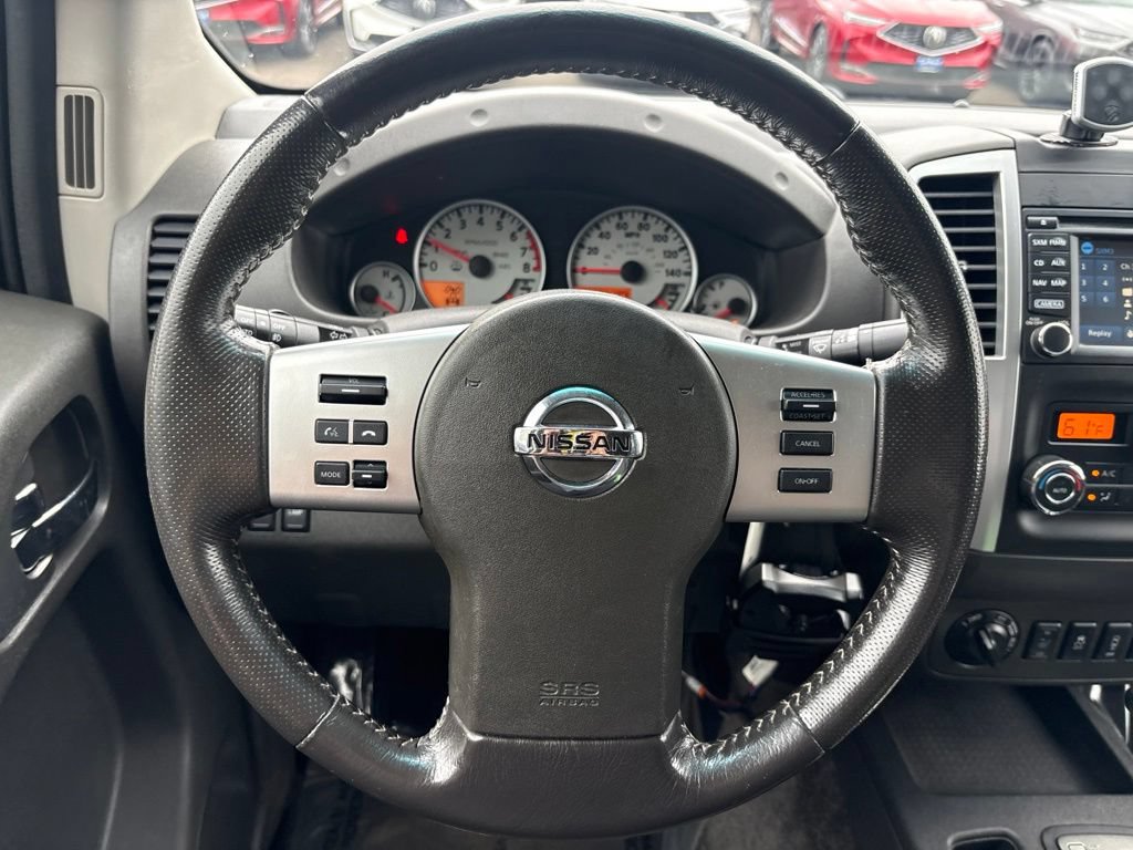 Used 2018 Nissan Frontier PRO-4X AWD/4WD image 17