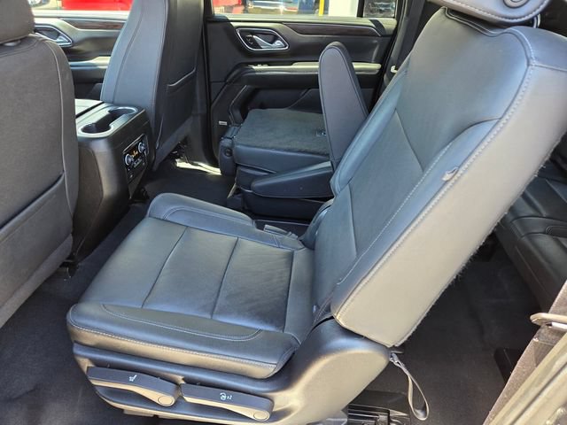 Certified 2022 Chevrolet Suburban Z71 w/ Luxury Package AWD/4WD image 12