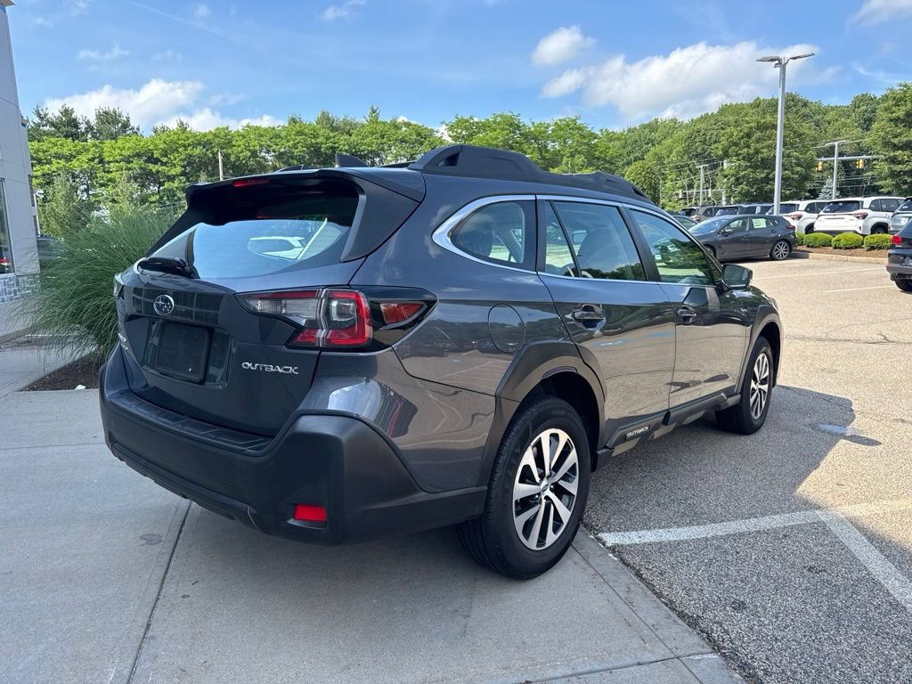 Used 2023 Subaru Outback AWD/4WD image 2