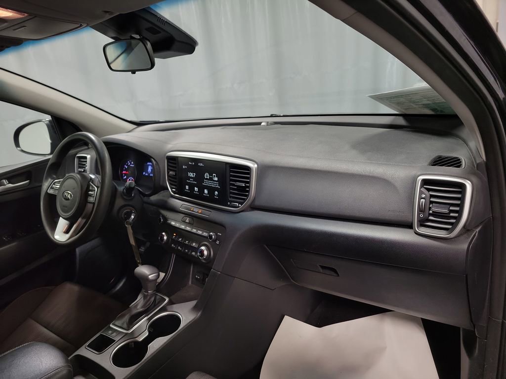 Used 2022 Kia Sportage LX image 25