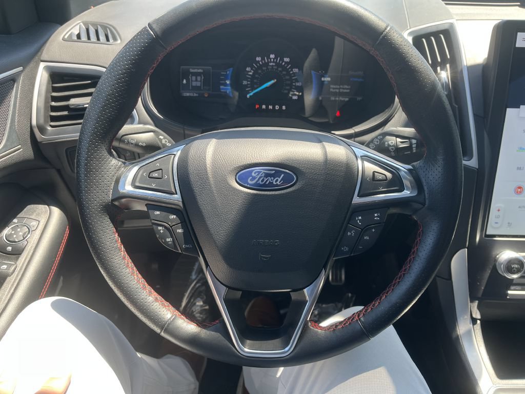 Used 2024 Ford Edge ST-Line AWD/4WD image 21